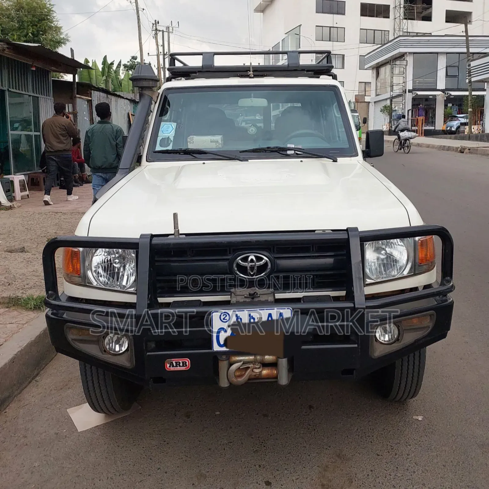 Toyota Land Cruiser 2018 White