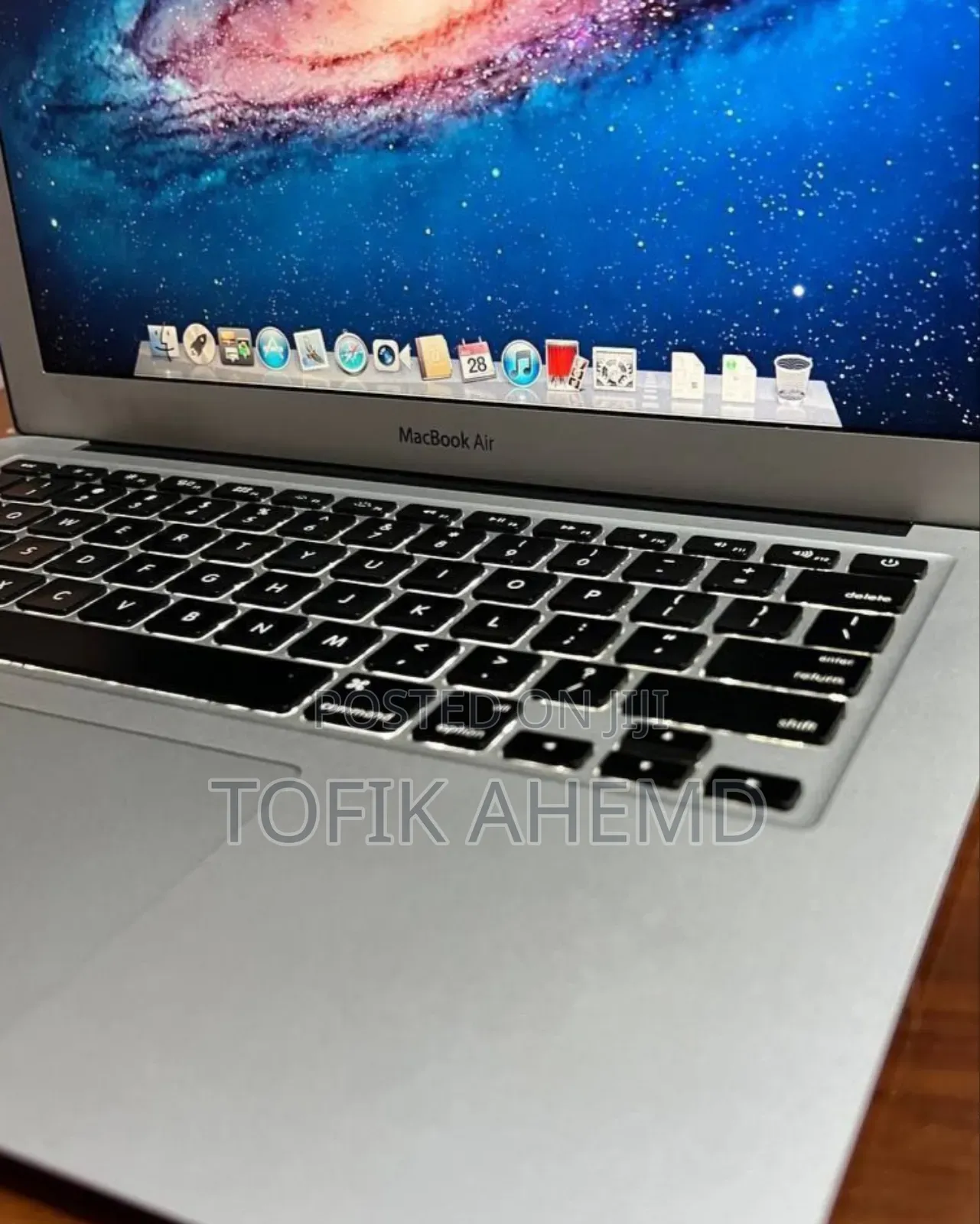 New Laptop Apple MacBook Air 2020 M1 16GB Intel Core I5 SSD 256GB