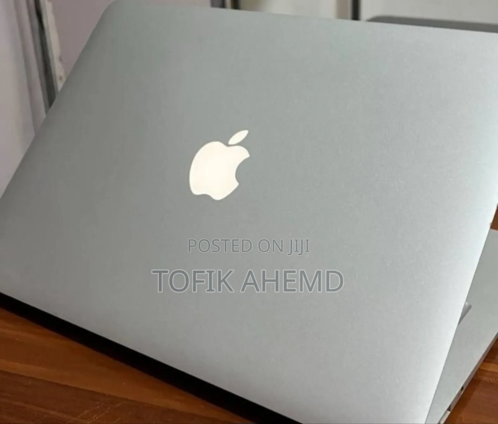New Laptop Apple MacBook Air 2020 M1 16GB Intel Core I5 SSD 256GB