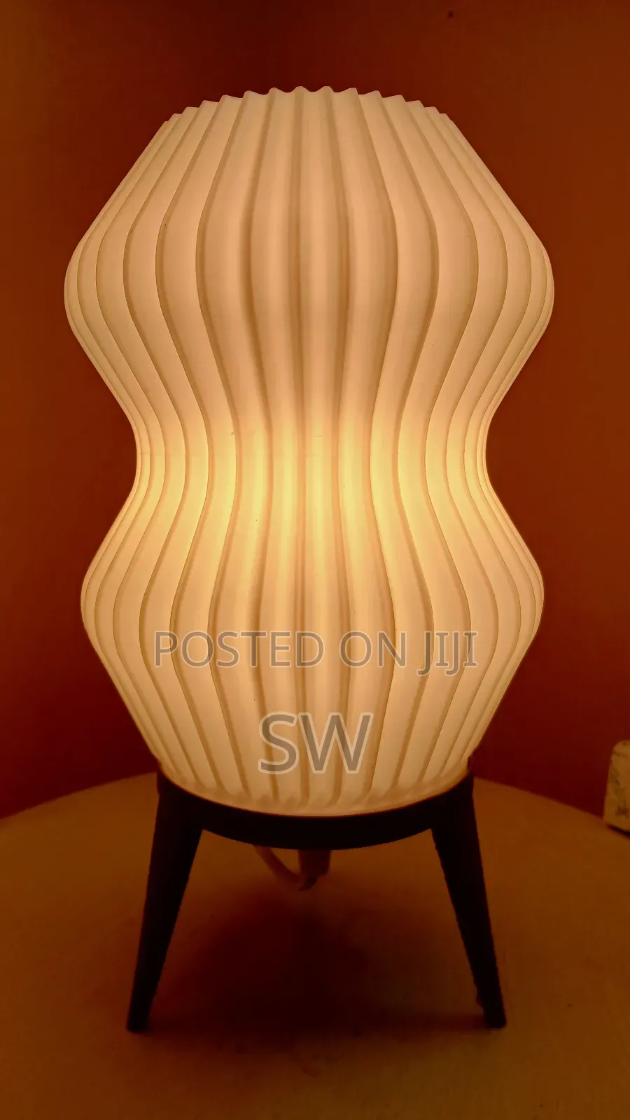 ማዕበል Table Lamp From ንጋት