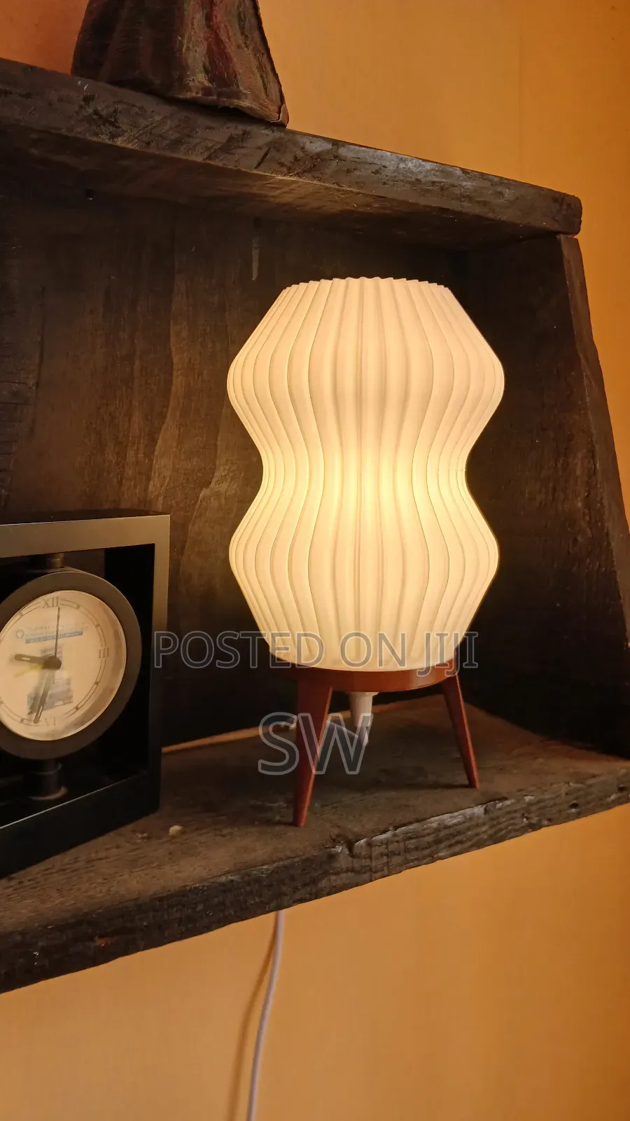 ማዕበል Table Lamp From ንጋት