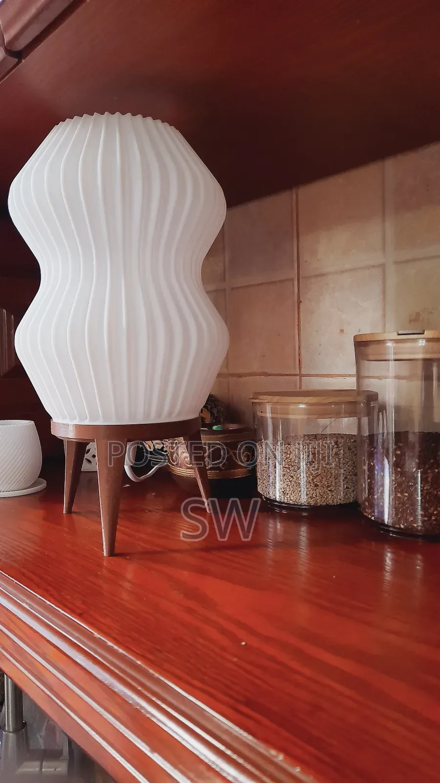 ማዕበል Table Lamp From ንጋት