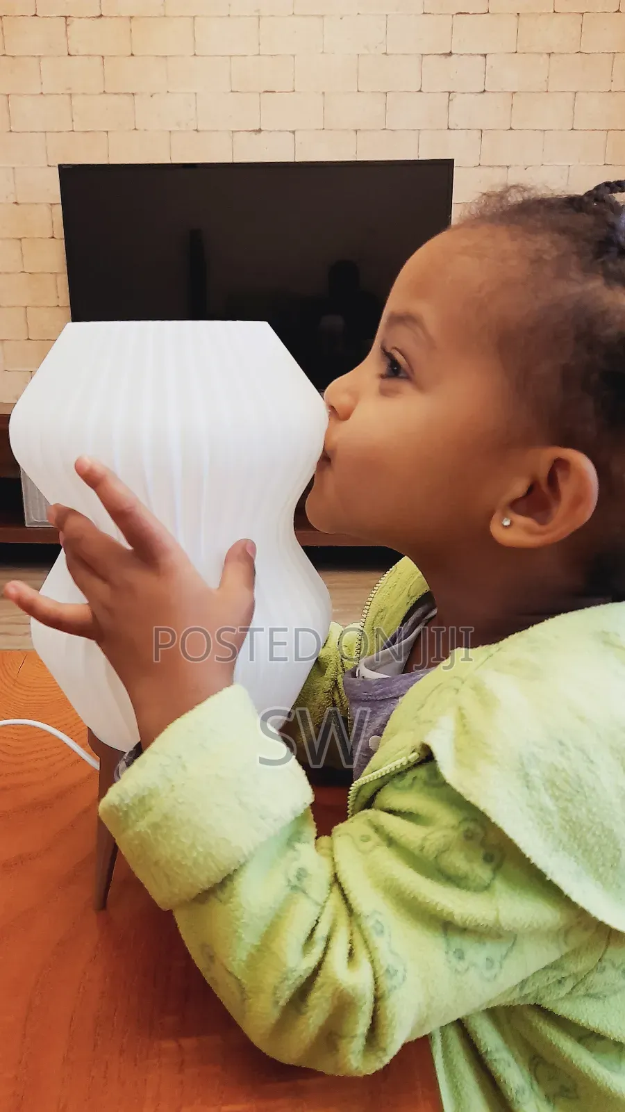 ማዕበል Table Lamp From ንጋት