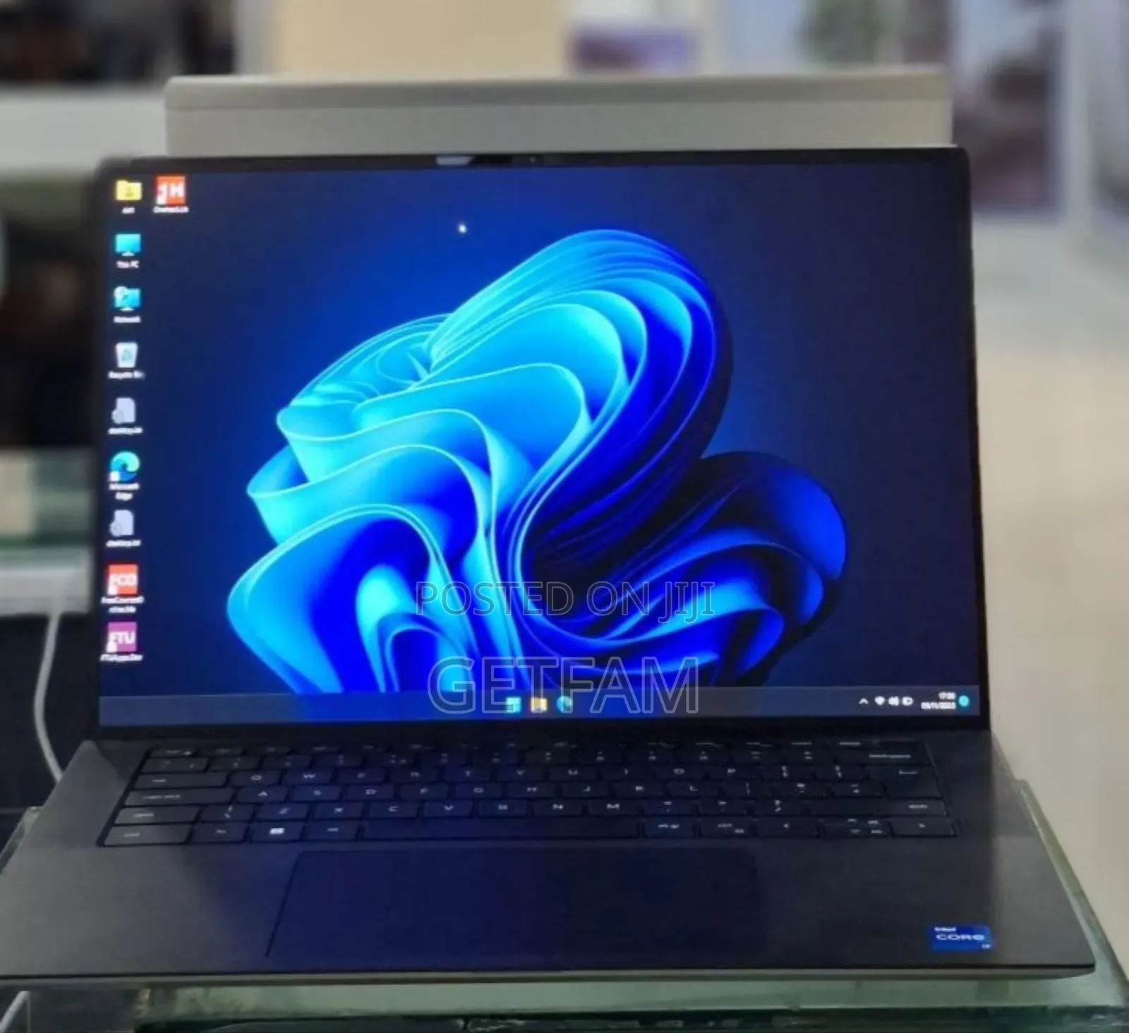 New Laptop Dell Precision 5570 16GB Intel Core I7 SSD 512GB