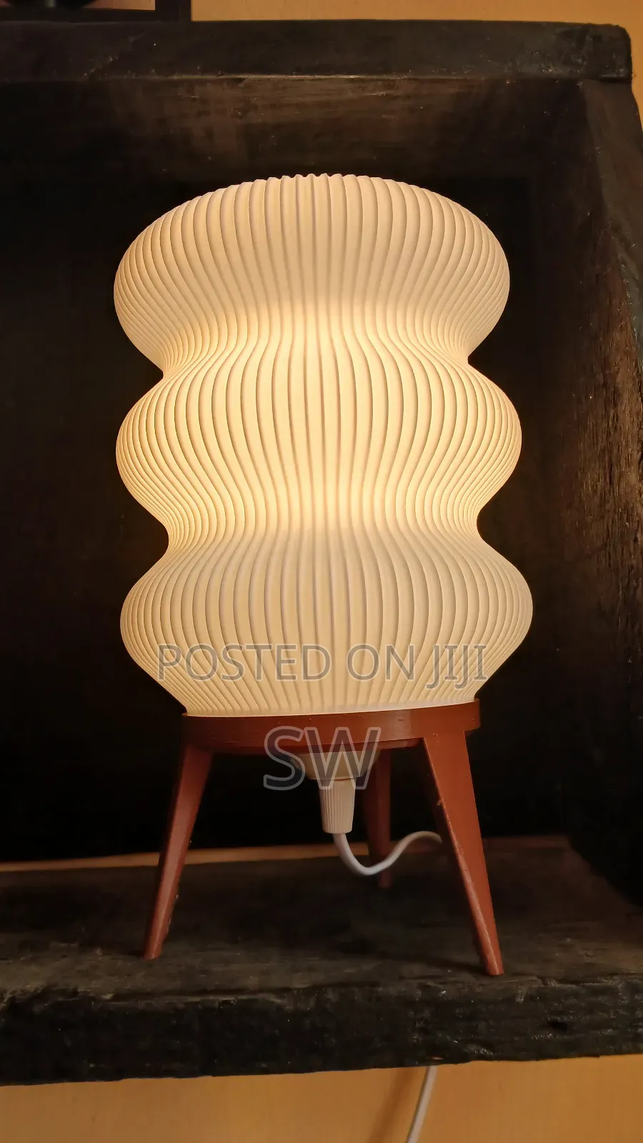 ጥበብ Table Lamp From ንጋት