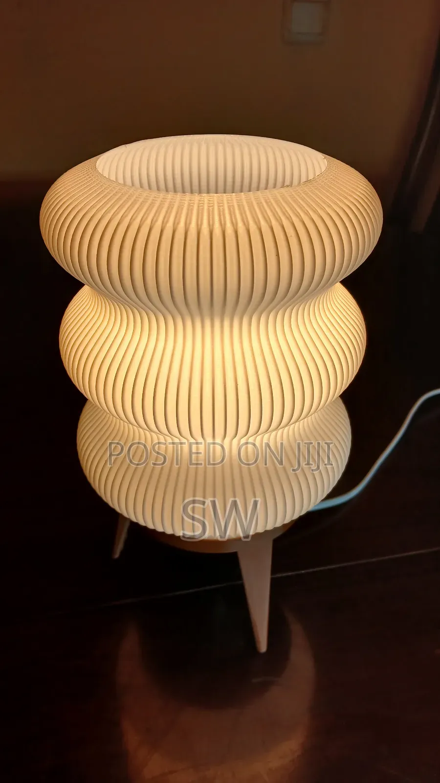 ጥበብ Table Lamp From ንጋት