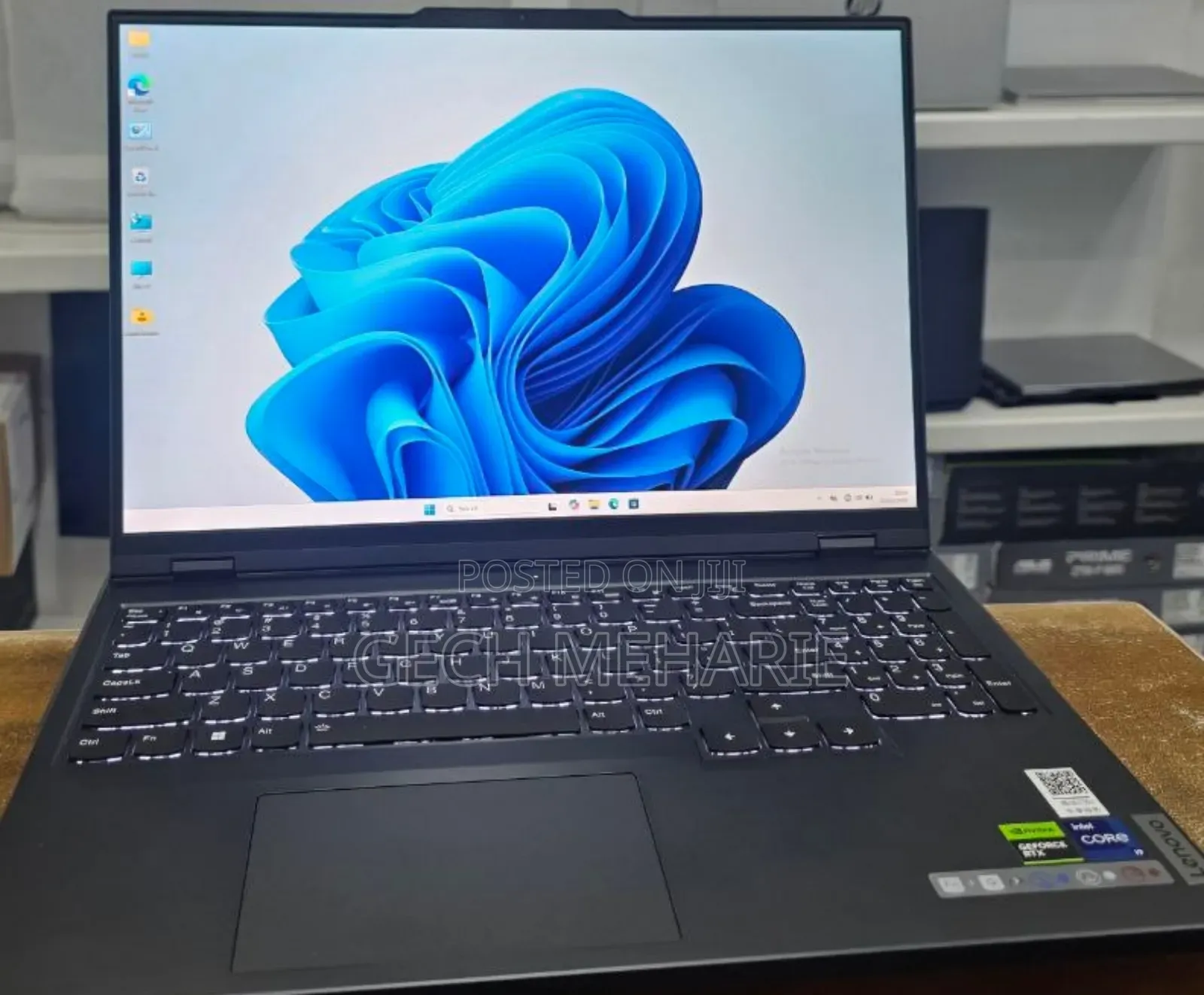 New Lenovo Legion Y7000P IRX9 Gaming Laptop 32GB Intel Core I9 SSD 1T