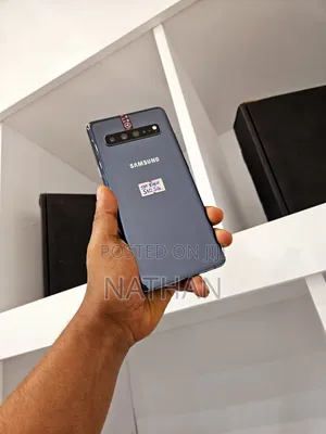 New Samsung Galaxy S10 5G 256 GB Black