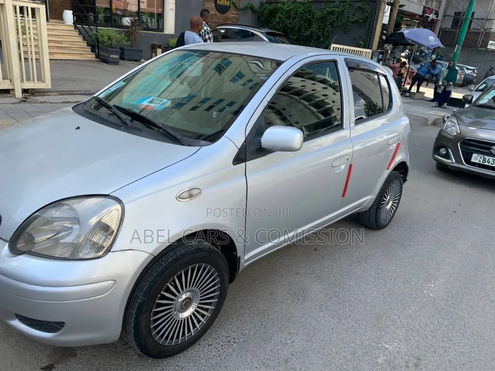 Toyota Vitz 2003 Silver