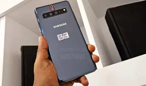 New Samsung Galaxy S10 5G 256 GB Black