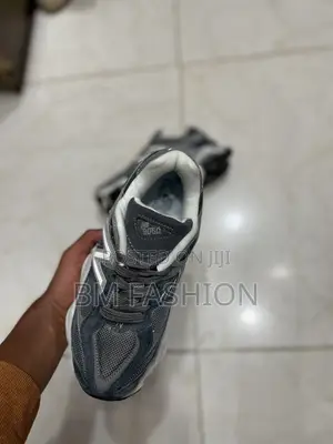 New Balance 9060 'Dark Grey' Sneaker Featuring a Neutral Colorway