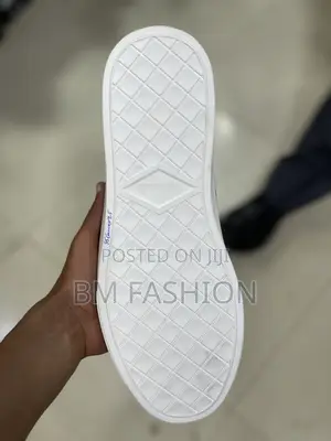 Men's Brown Leather Timberland Sneakers With a White Sole