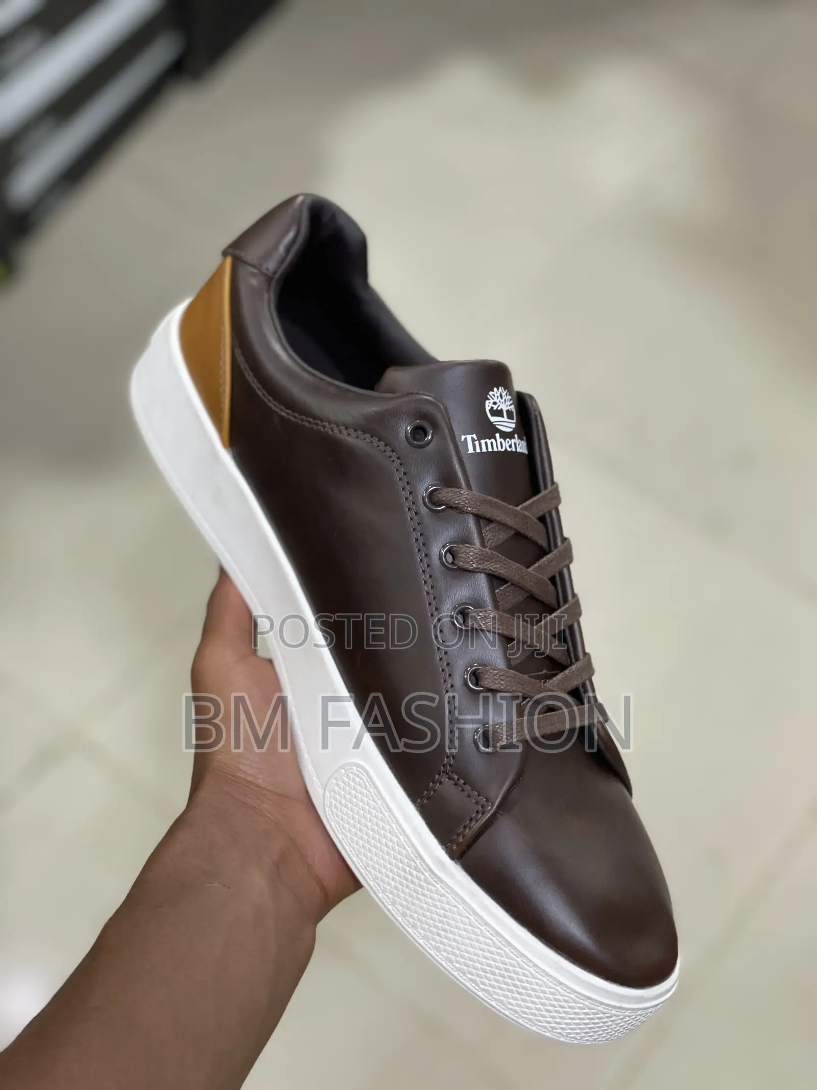 Men's Brown Leather Timberland Sneakers With a White Sole