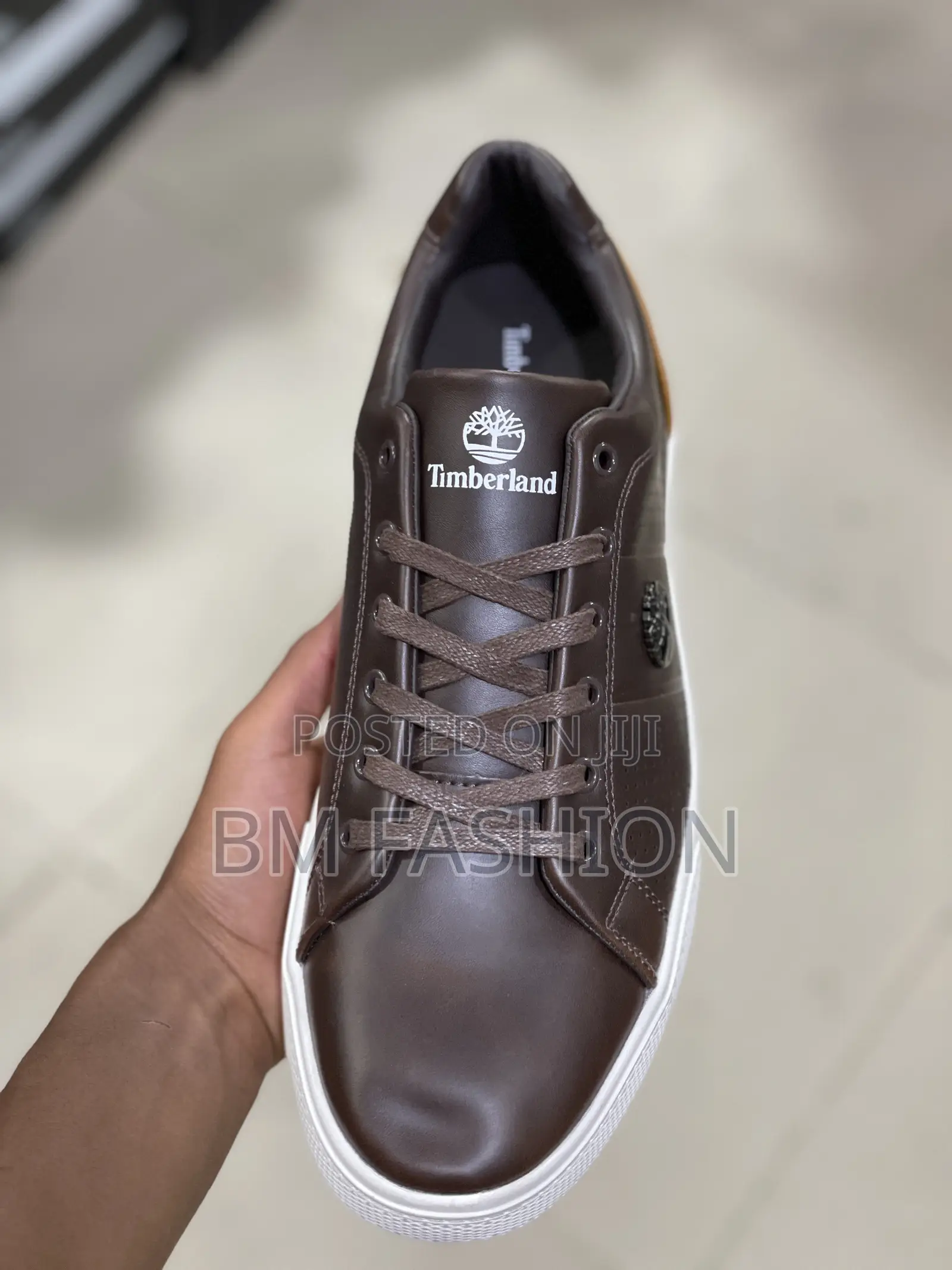 Men's Brown Leather Timberland Sneakers With a White Sole