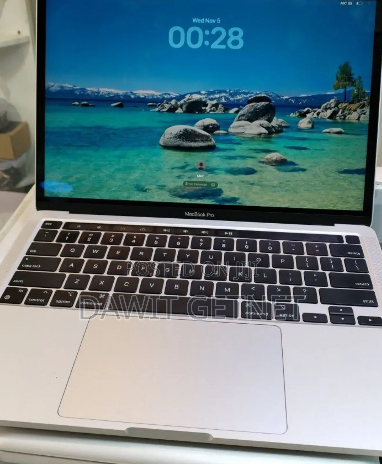 New Laptop Apple MacBook Pro M1 16GB Apple M1 Pro SSD 512GB