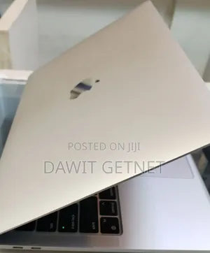 New Laptop Apple MacBook Pro M1 16GB Apple M1 Pro SSD 512GB