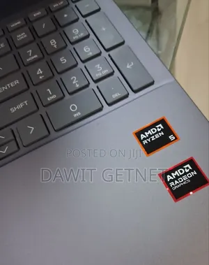 New Laptop HP Pavilion 15 8GB AMD Ryzen 5 SSD 512GB