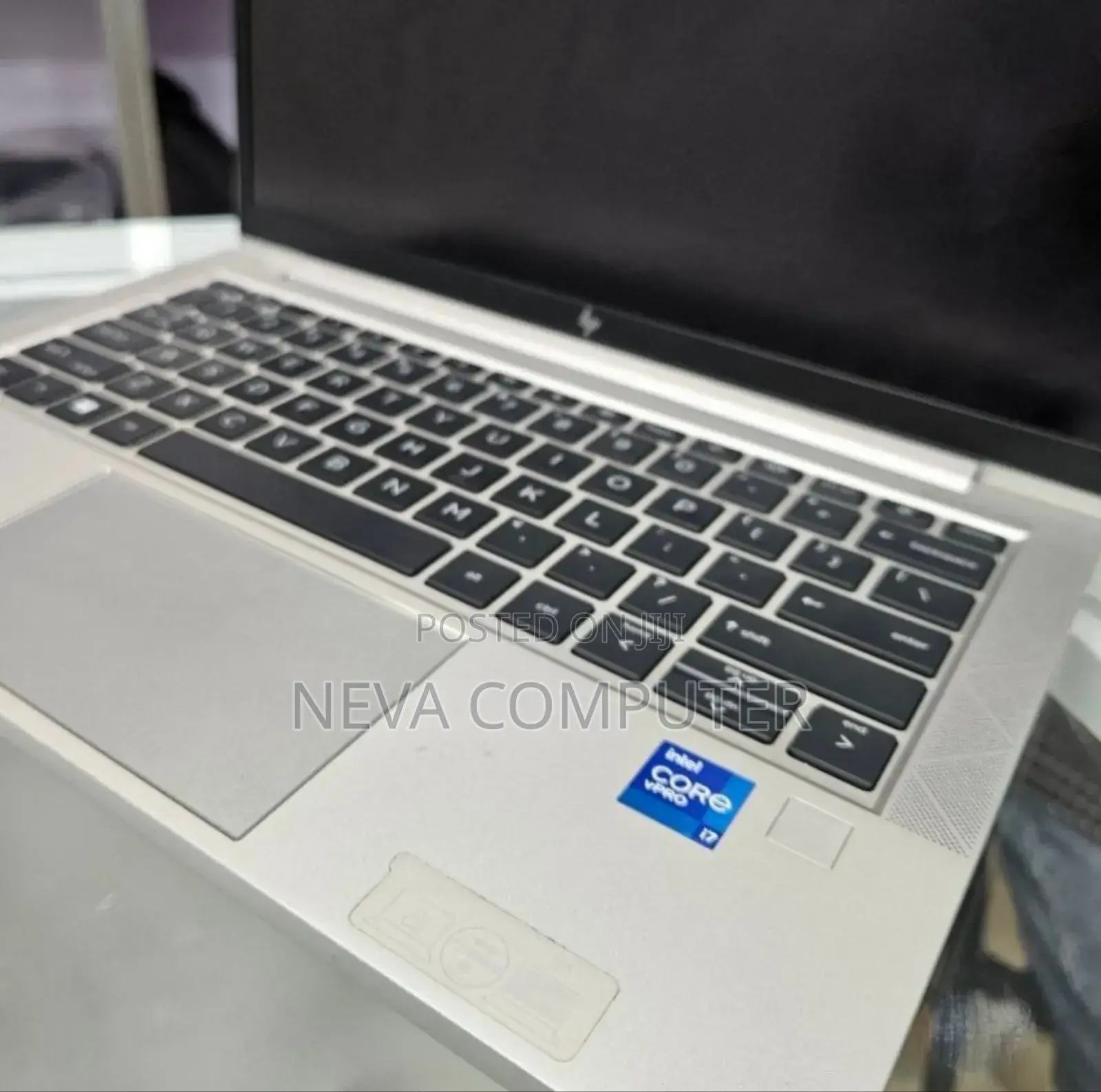 New Laptop HP EliteBook 830 G8 16GB Intel Core I7 SSD 512GB