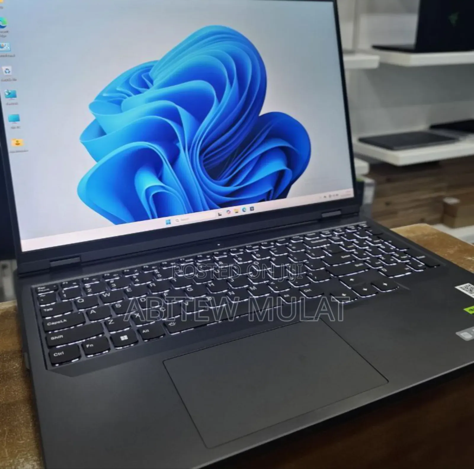 New Lenovo Legion Y7000P IRX9 Gaming Laptop 32GB Intel Core I9 SSD 1T