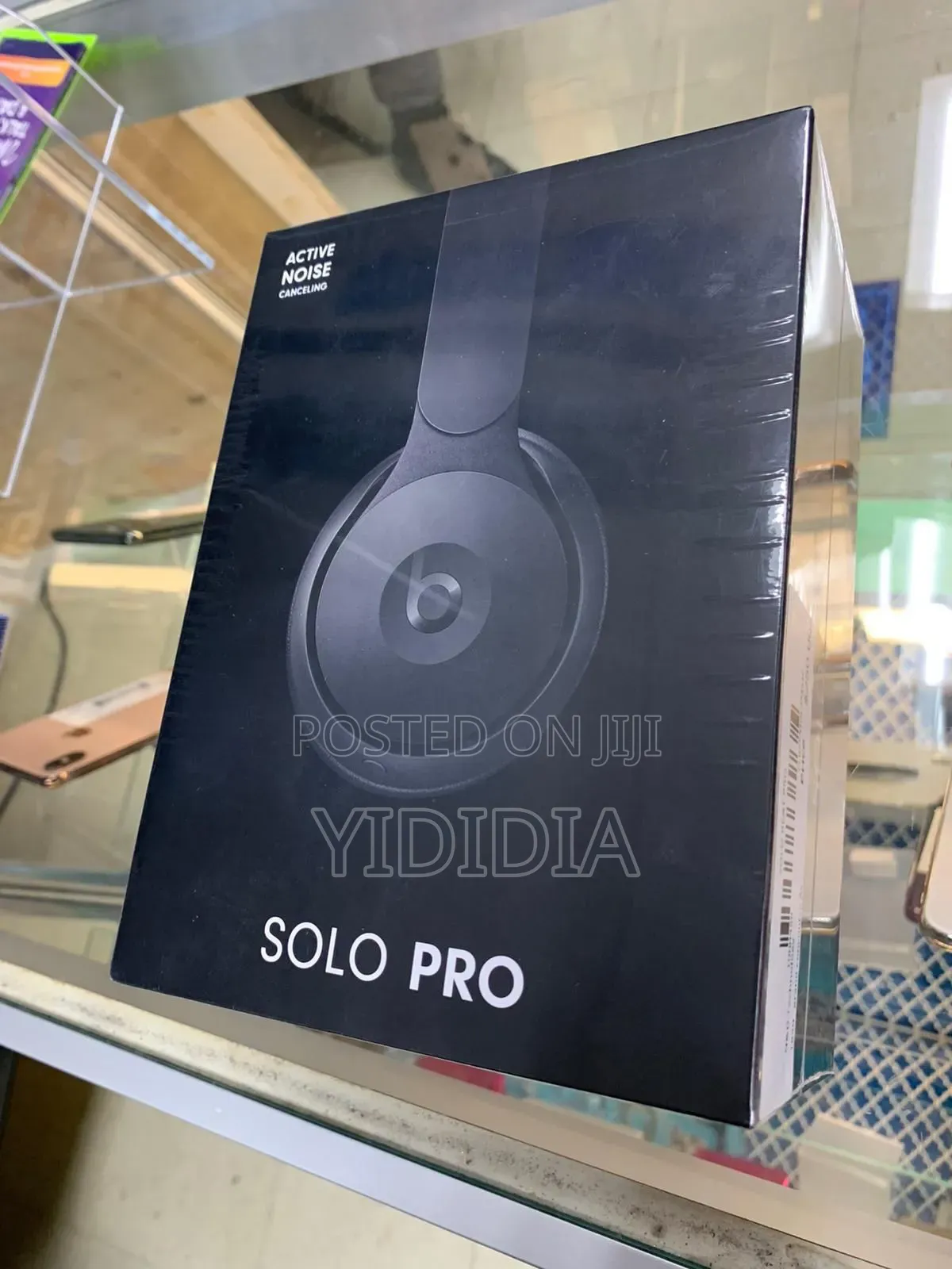 ‎Beats Solo Pro – Noise Cancelling - On Ear Headphones