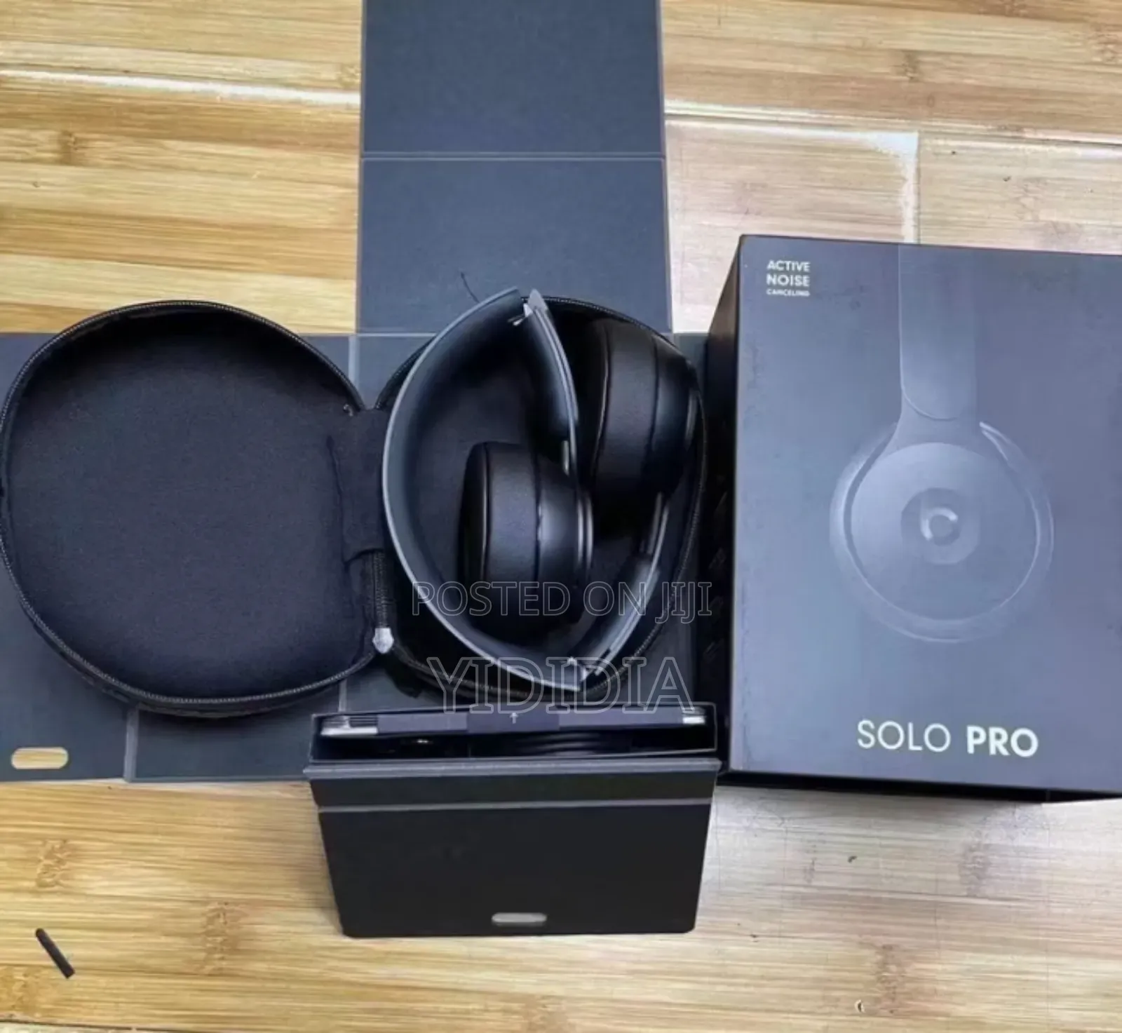 ‎Beats Solo Pro – Noise Cancelling - On Ear Headphones