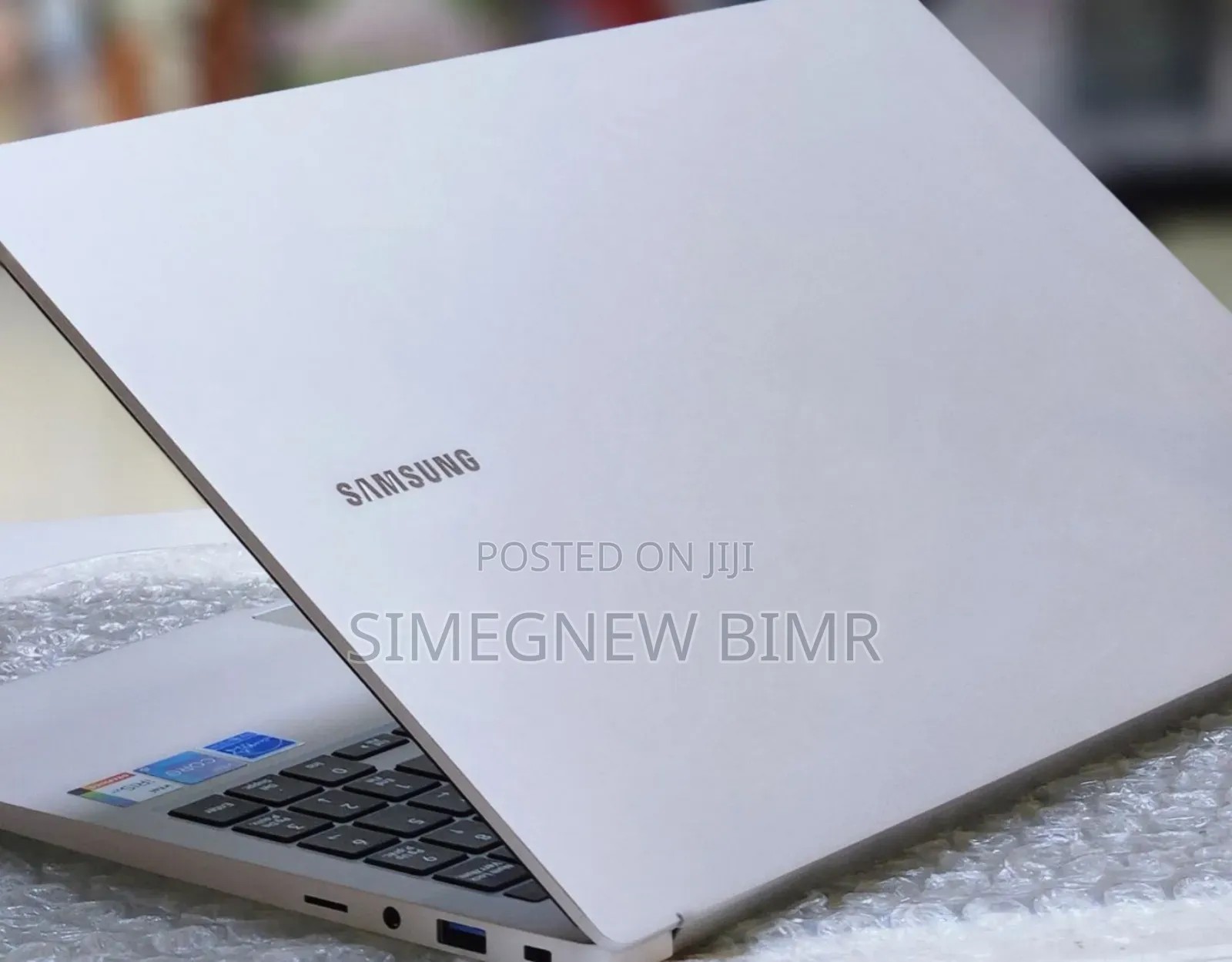 New Samsung Galaxy Book3 360 15 NP750QFG 8GB Intel Core I5 SSD 256GB