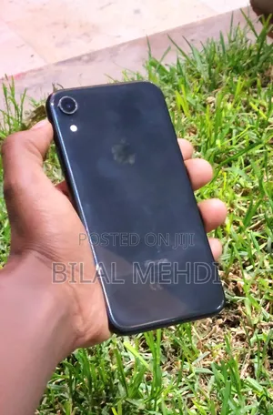 Photo - Apple iPhone XR 128 GB