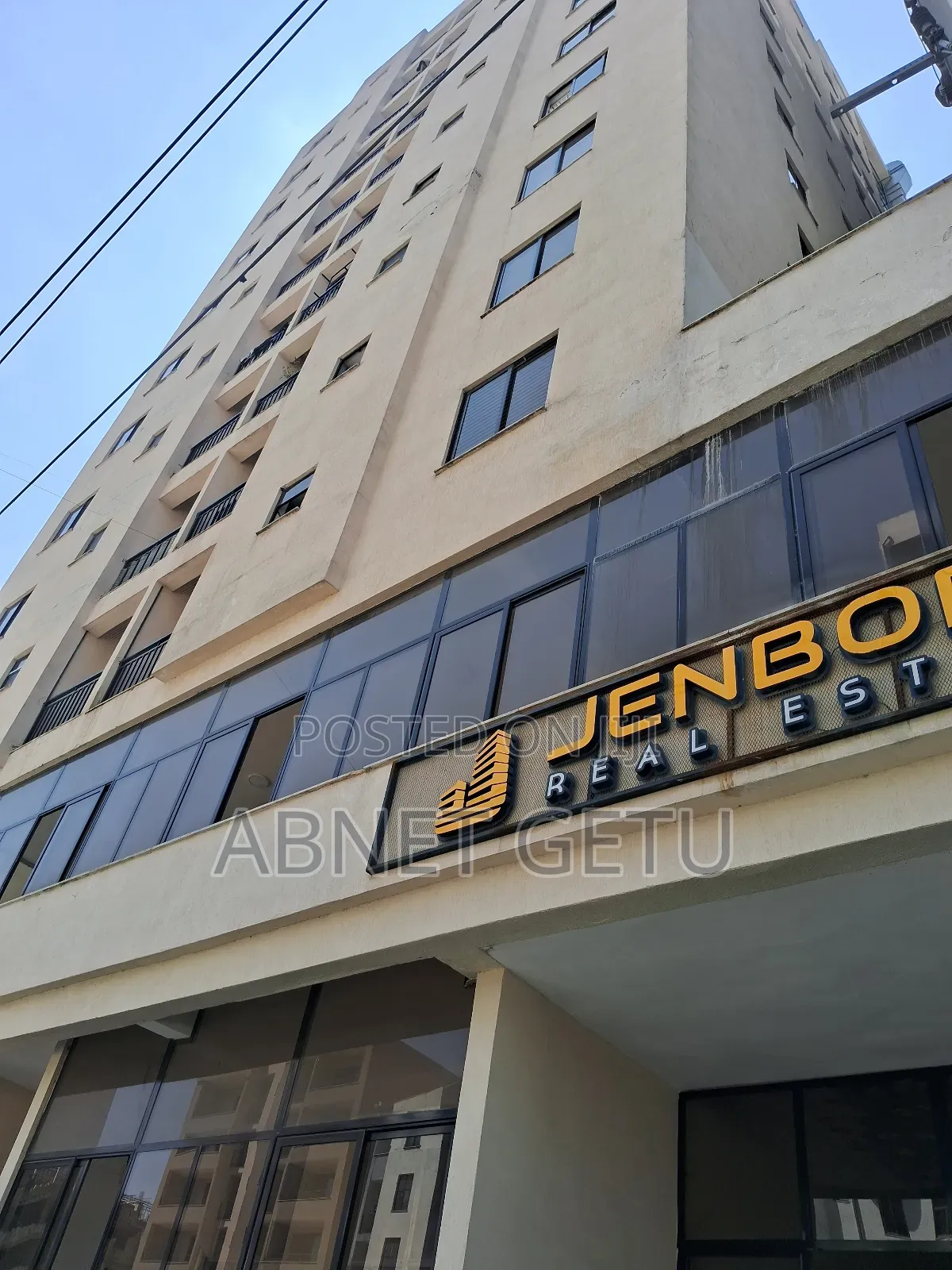 3bdrm Apartment in Jenboro, Bole for sale