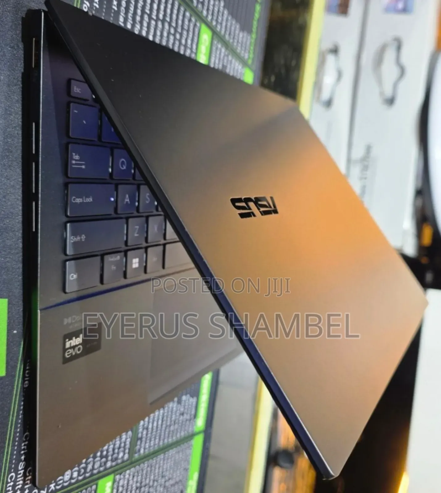 New Laptop Asus ZenBook UX32A 8GB Intel Core Ultra 5 SSD 512GB