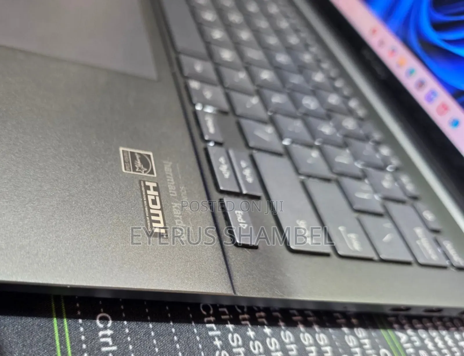 New Laptop Asus ZenBook UX32A 8GB Intel Core Ultra 5 SSD 512GB