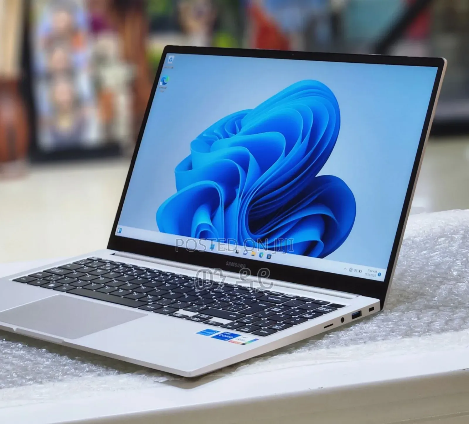 New Laptop Samsung Galaxy Book 2 8GB Intel Core I5 SSD 256GB