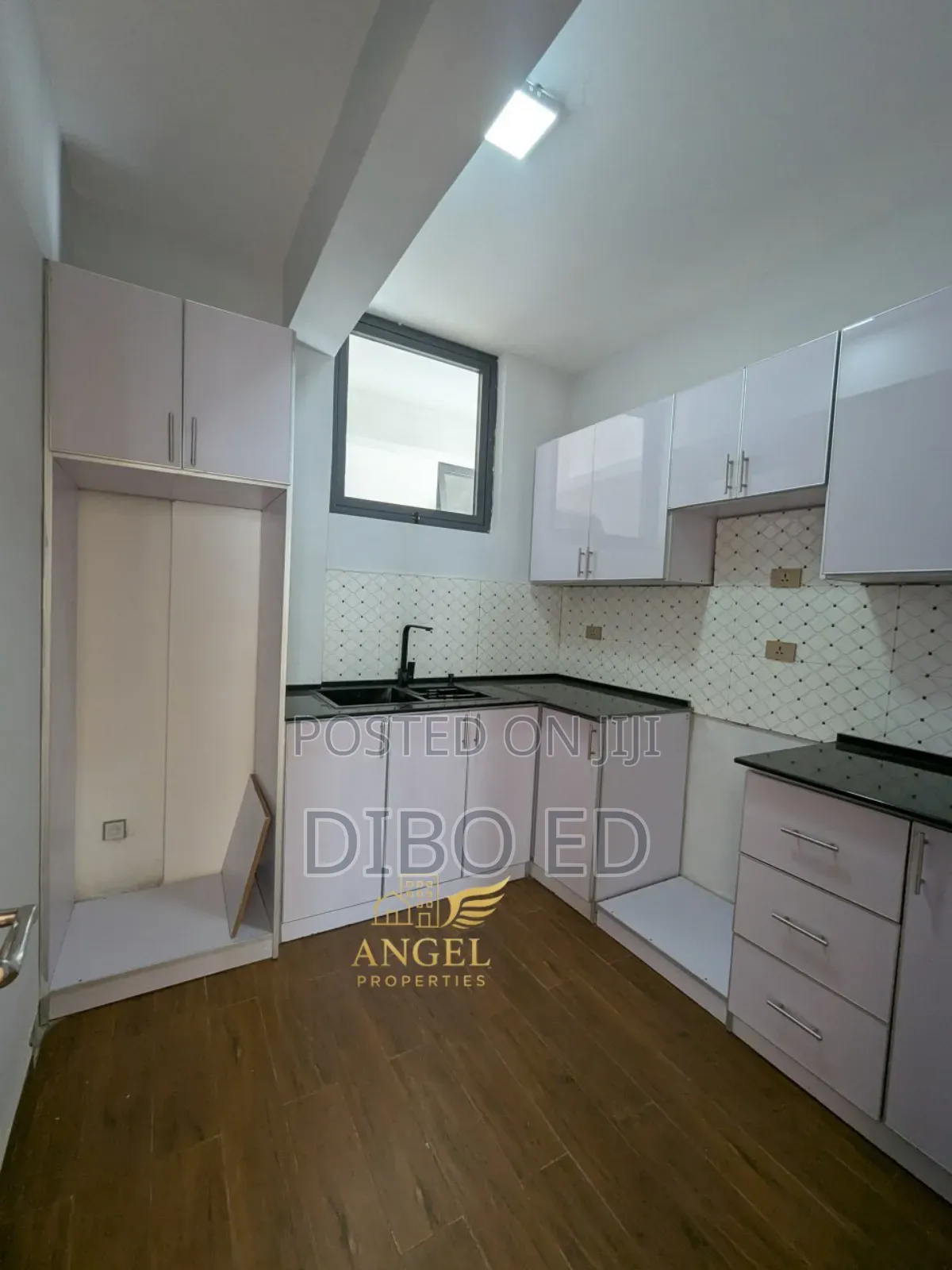 Furnished 3bdrm Apartment in Noh, Bole for sale