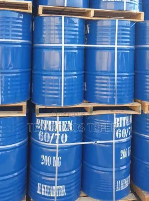 Photo - Bitumen (Range)