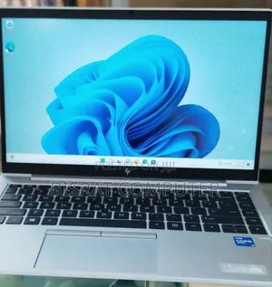 New Laptop HP EliteBook 840 G8 16GB Intel Core I5 SSD 512GB