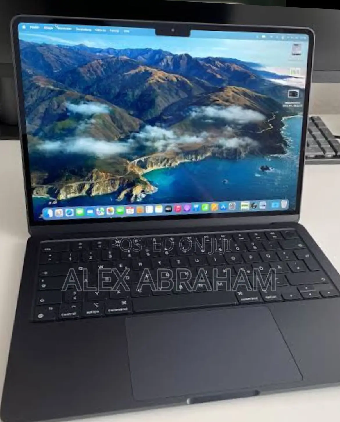 New Laptop Apple MacBook Air 2022 M2 24GB SSD 1T