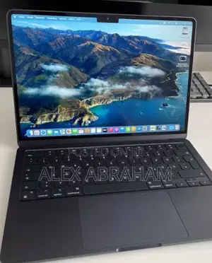 New Laptop Apple MacBook Air 2022 M2 24GB SSD 1T