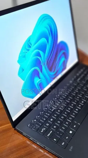 New Laptop Samsung Galaxy Book 2 8GB Intel Core I5 SSD 256GB