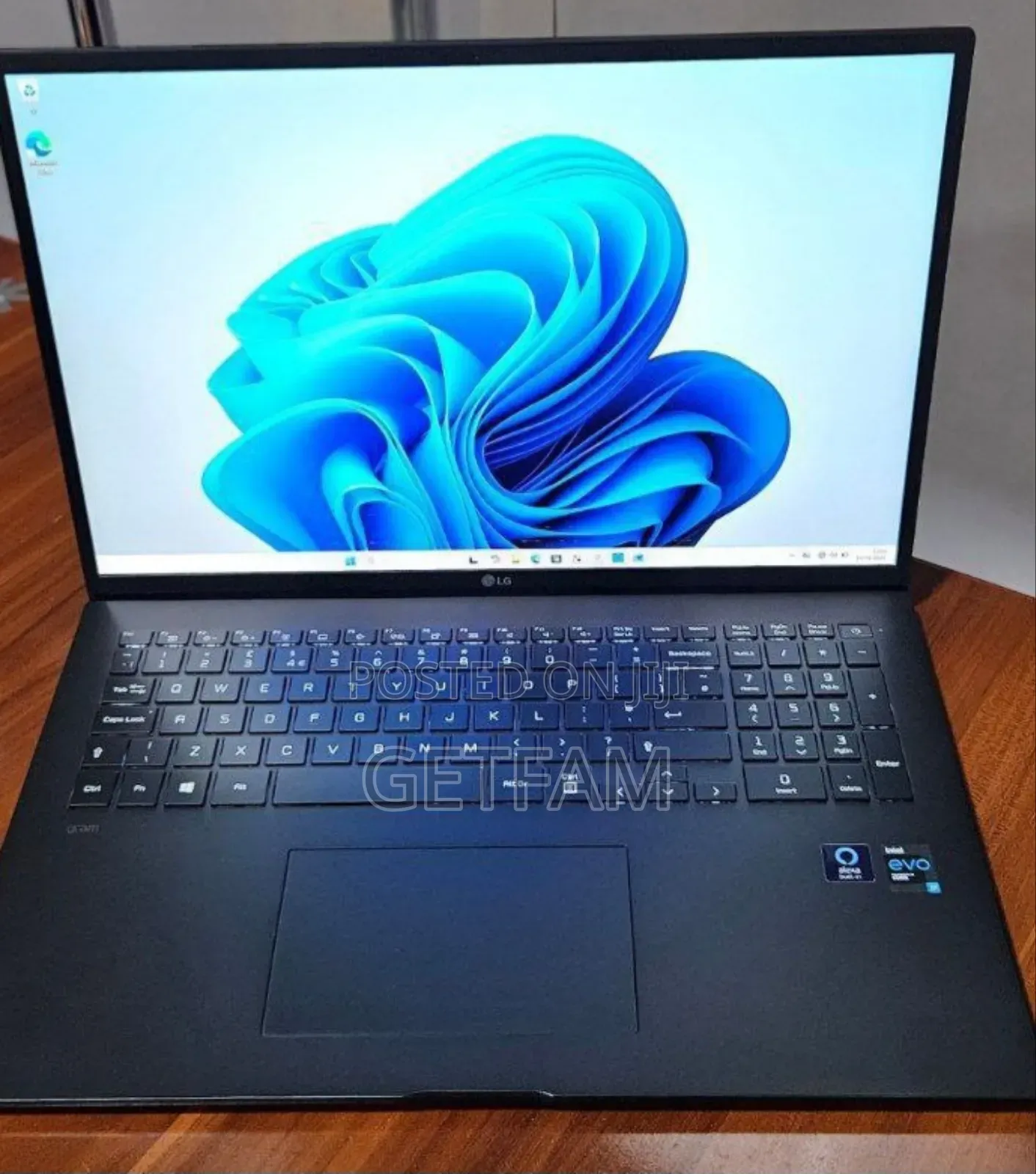 New Laptop Samsung Galaxy Book 2 8GB Intel Core I5 SSD 256GB