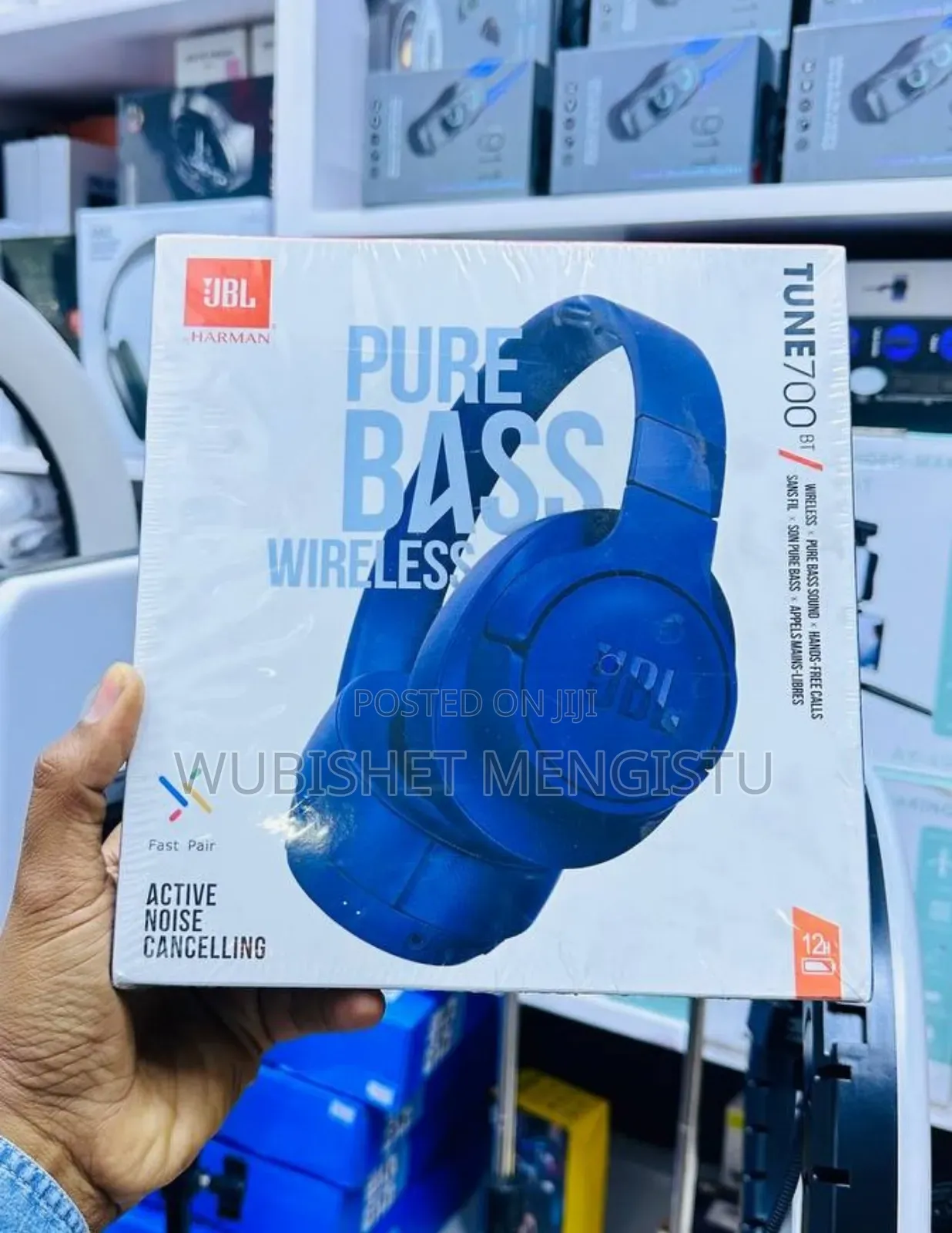 JBL
Tune 700bt
Pure Bass Wireless