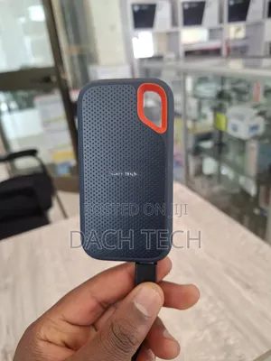 Photo - 4t External Sandisk SSD