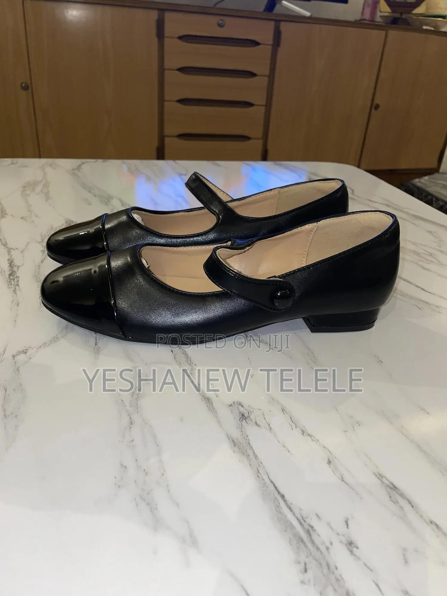 Women’S Black Flat Shoes