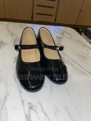 Women’S Black Flat Shoes