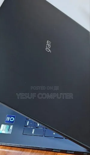 New Laptop LG Gram 15.6 16GB Intel Core I7 SSD 1T