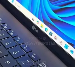 Photo - New Laptop LG Gram 15.6 16GB Intel Core i7 SSD 1T