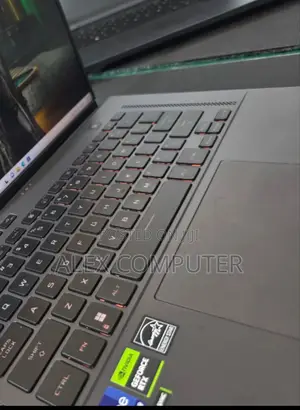 New Laptop Asus ROG Zephyrus G16 16GB Intel Core I9 SSD 1T