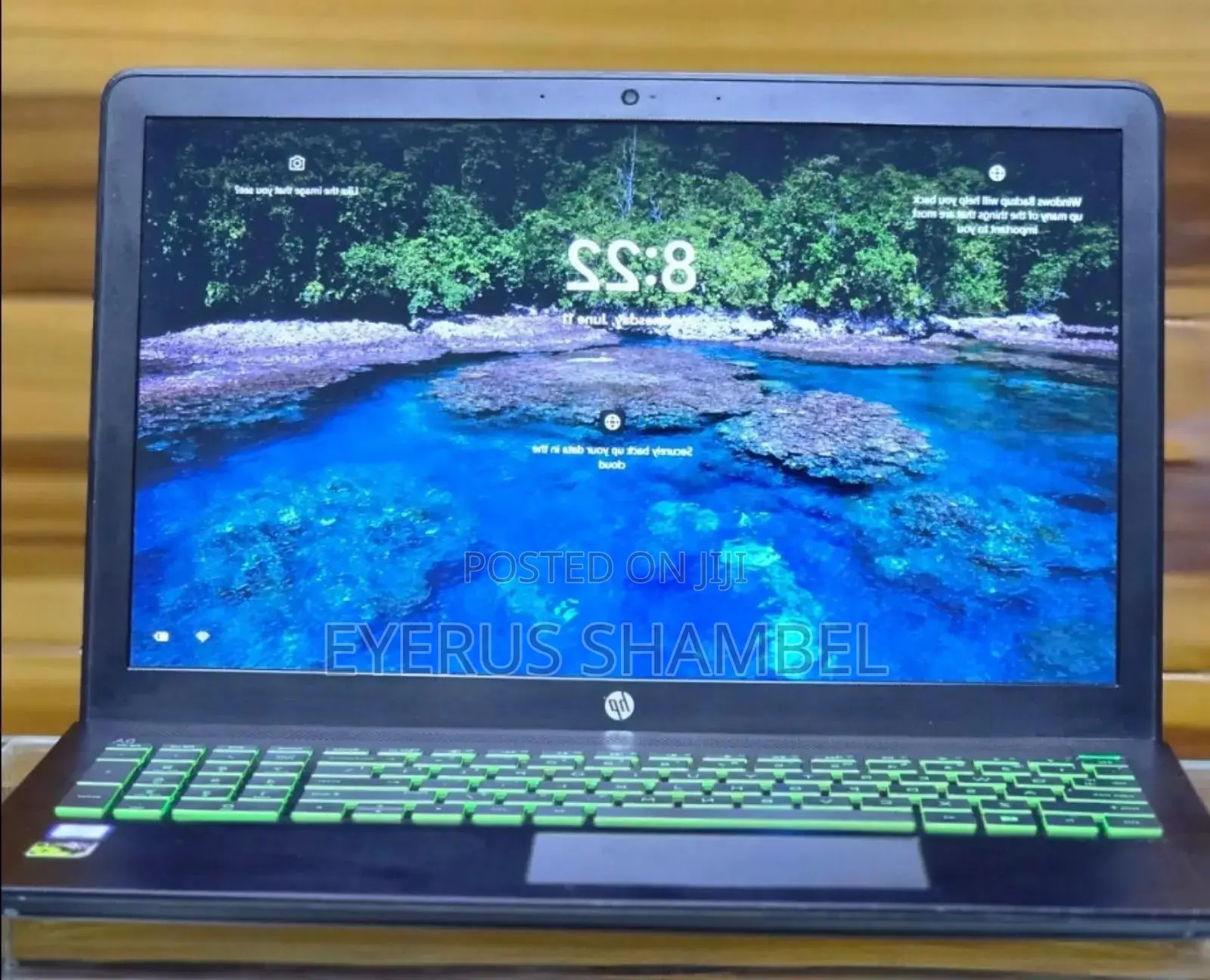 New Laptop HP Pavilion 10 8GB Intel Core I5 HDD 1T