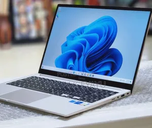 New Laptop Samsung Galaxy Book 2 8GB Intel Core I5 SSD 256GB