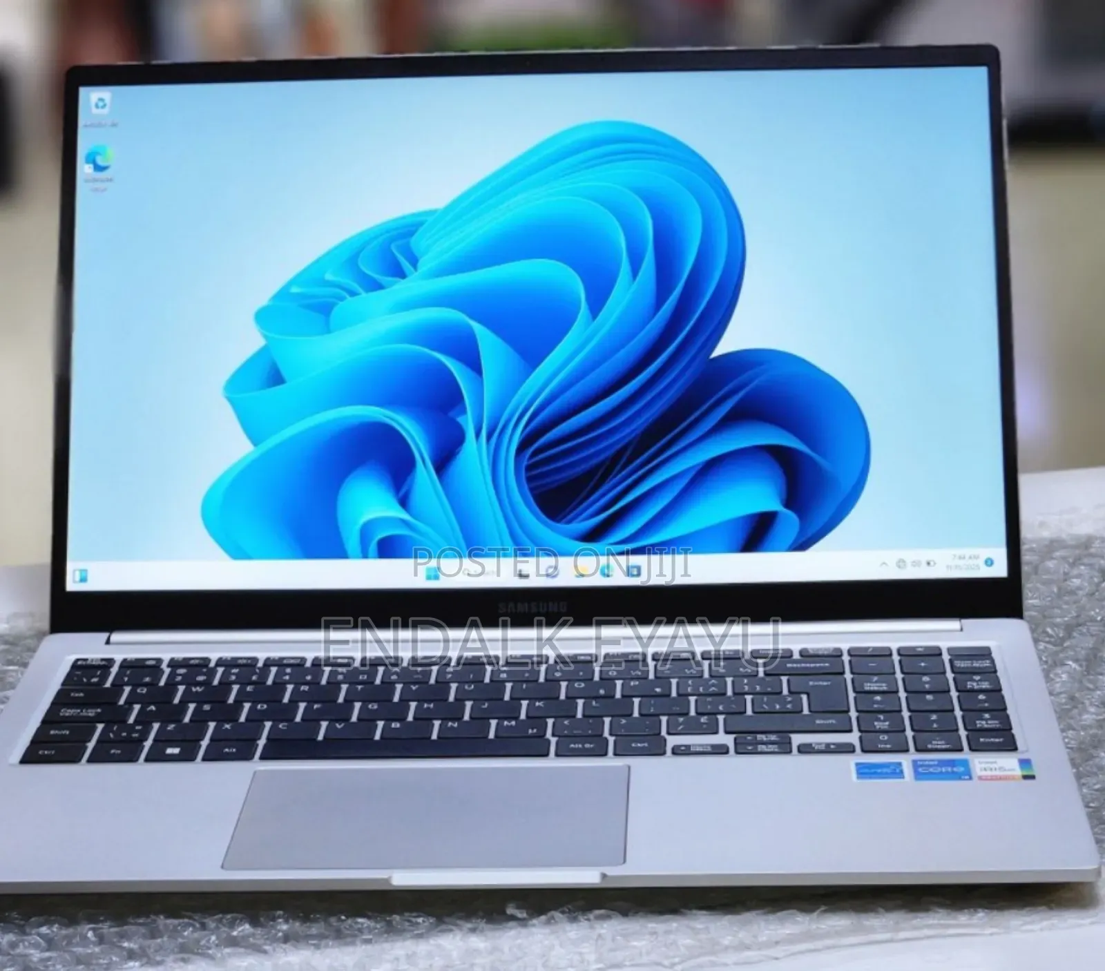 New Laptop Samsung Galaxy Book 2 8GB Intel Core I5 SSD 256GB