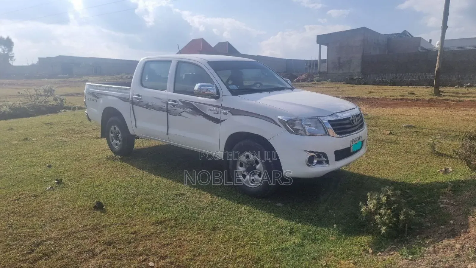 Toyota Hilux 2012 Ivory