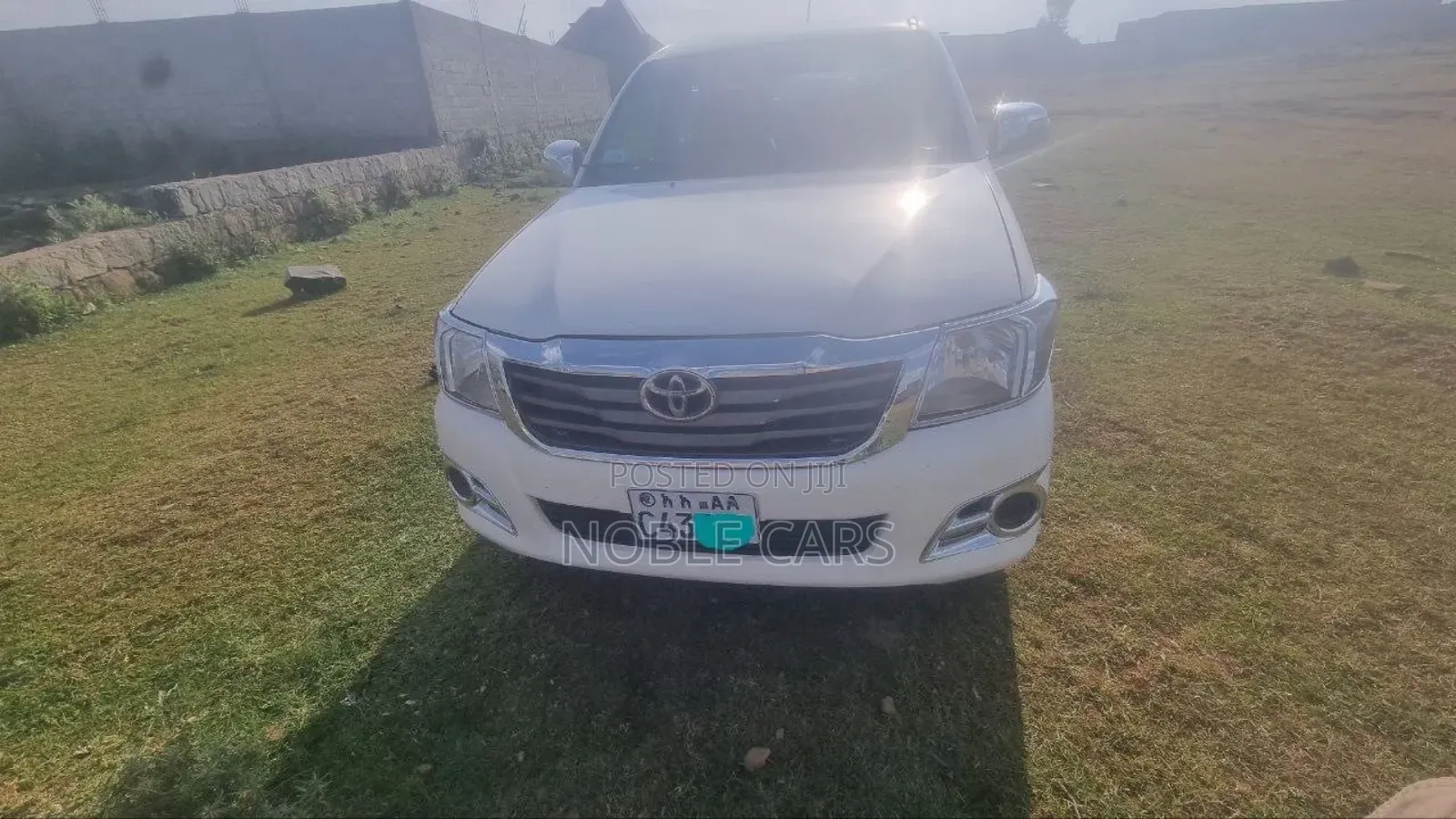 Toyota Hilux 2012 Ivory